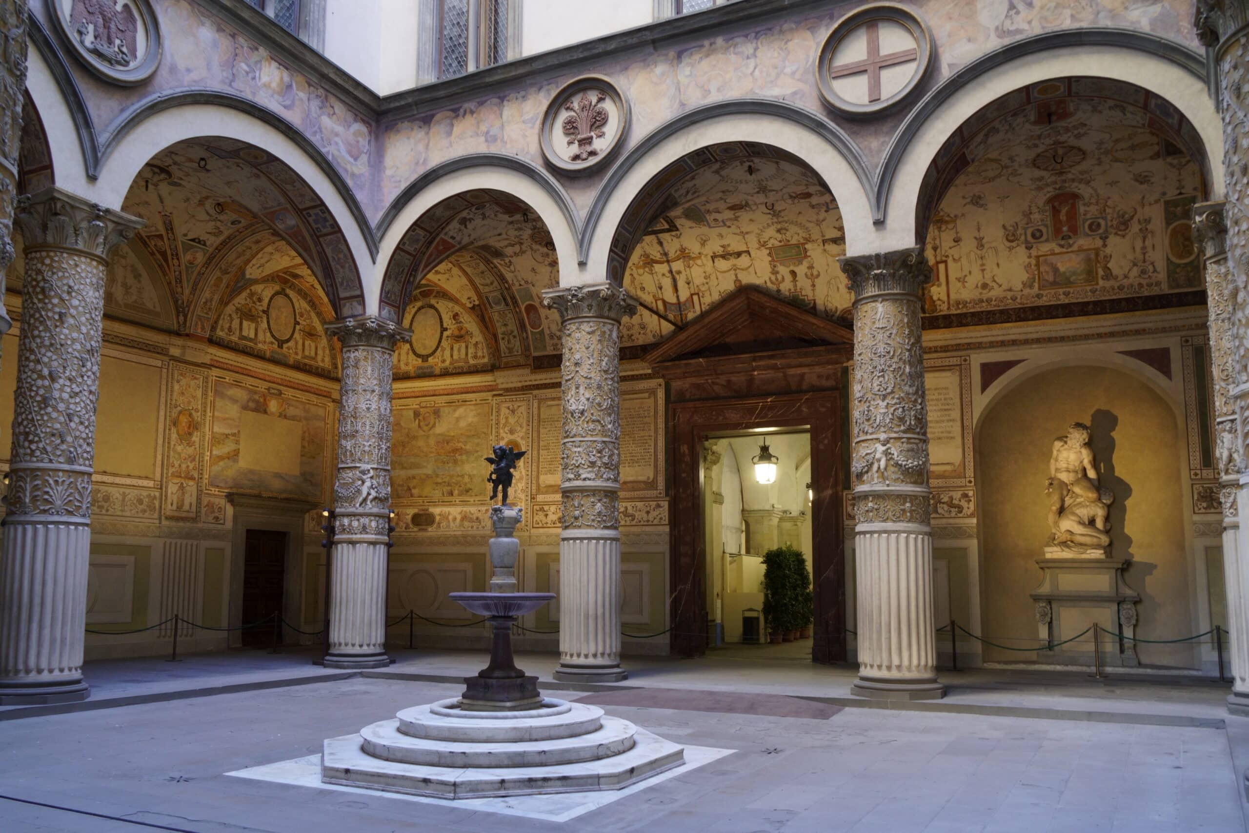 PALAZZO_VECCHIO_01
