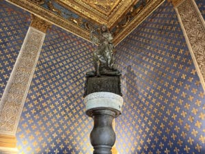 florence-palazzo-vecchio-médicis-donatello-fleure-lys-france.HEIC