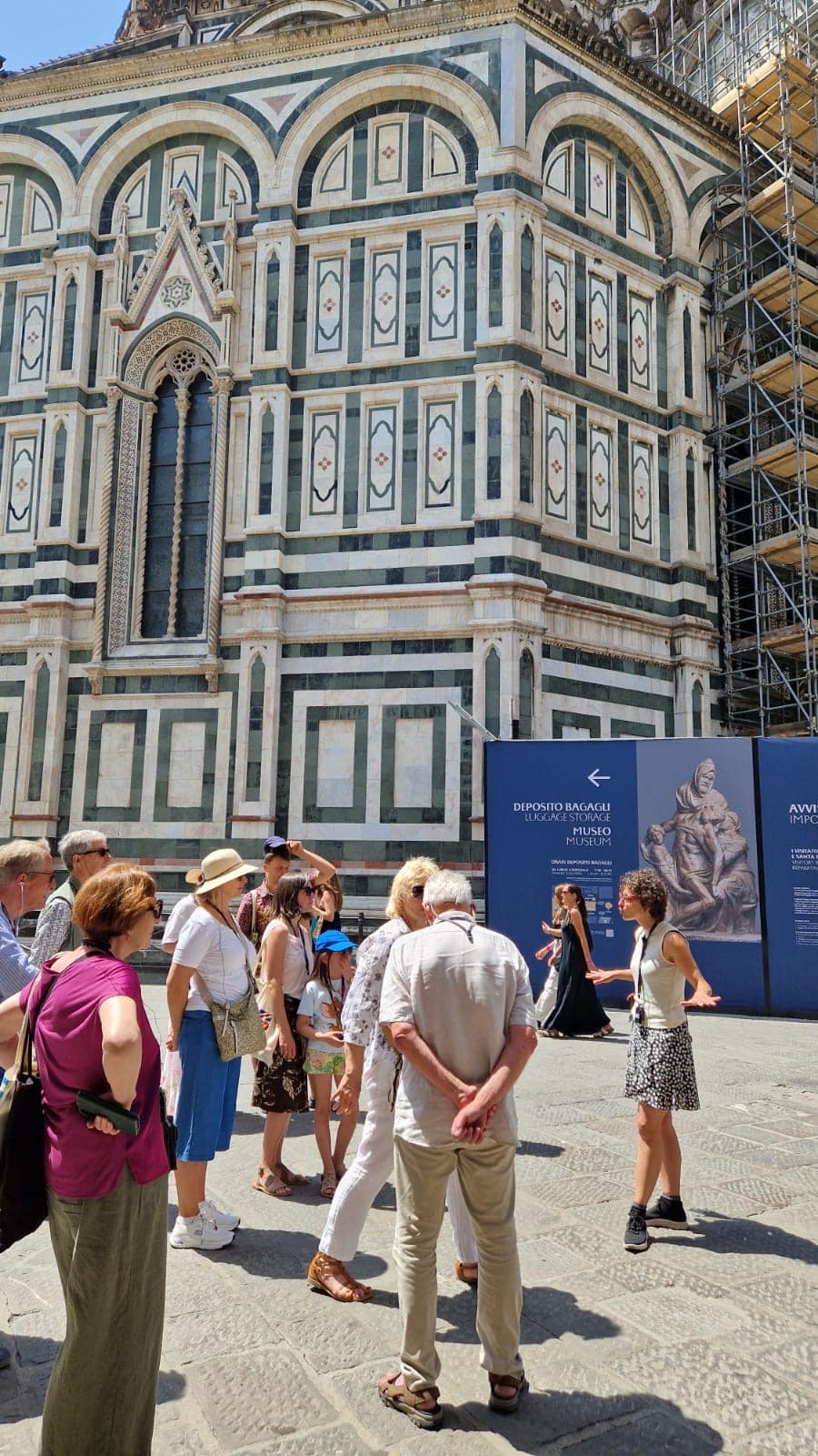 florence-accueil-visite-insolite-crime-cathedrale-médicis