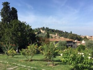 florence-jardin-rose-place-michel-ange-folon